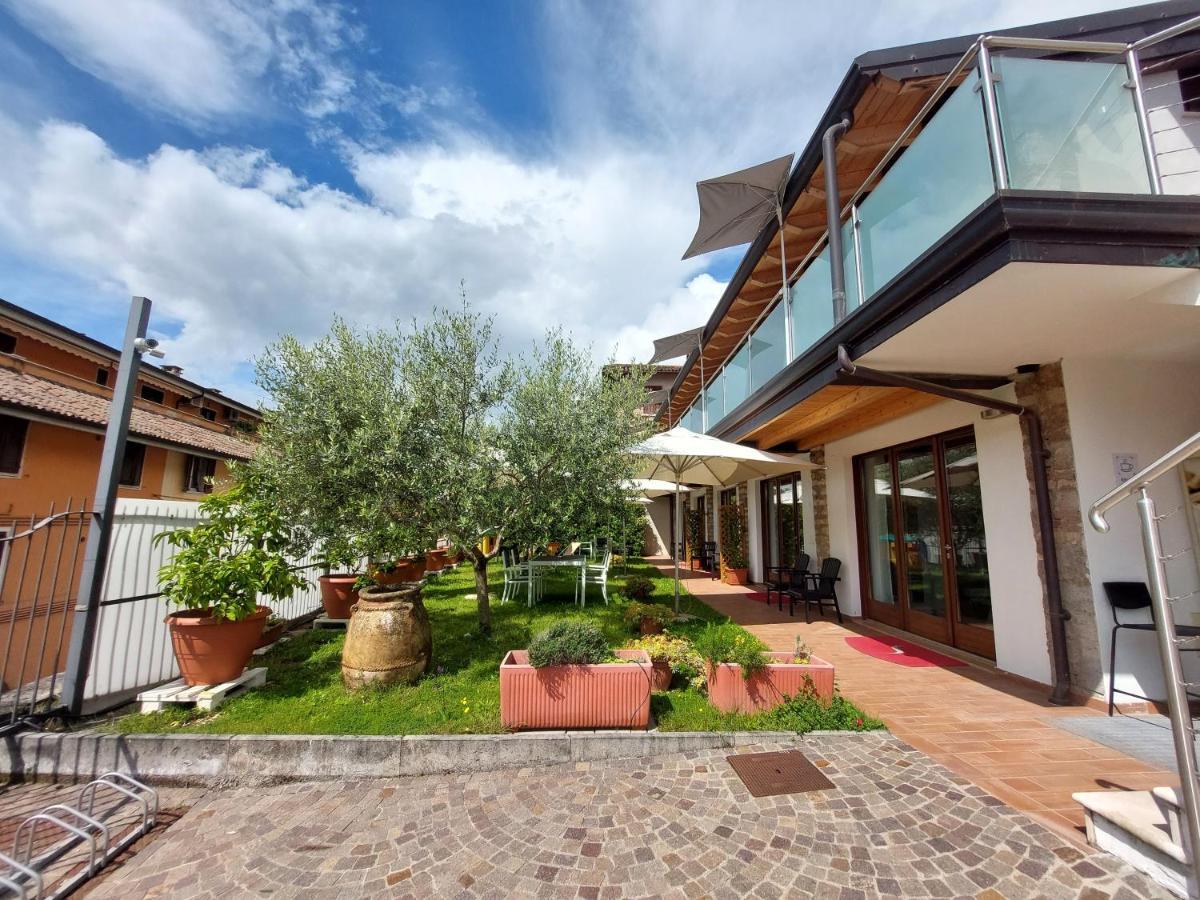 Pizzocolo Resort Fasano Gardone Riviera Eksteriør billede