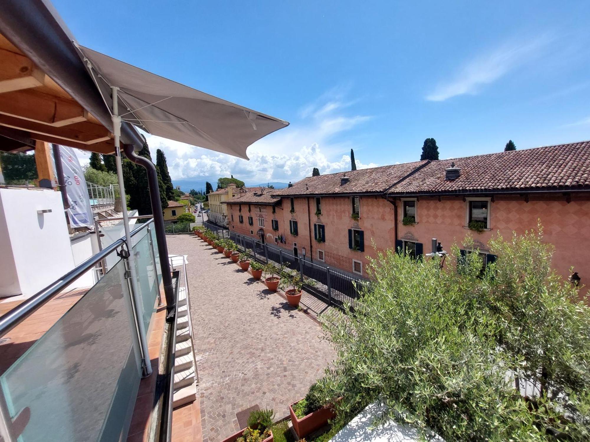 Pizzocolo Resort Fasano Gardone Riviera Eksteriør billede