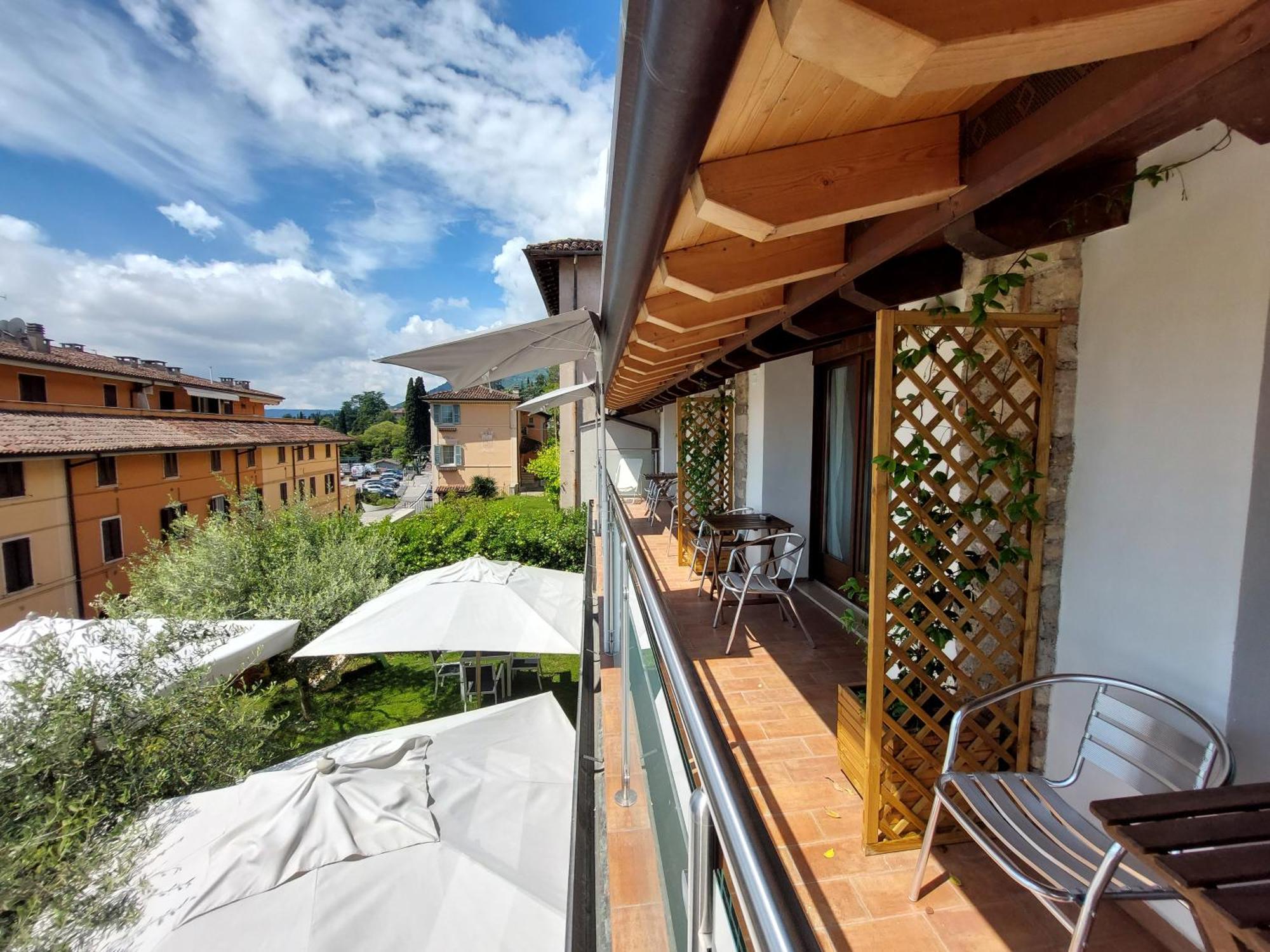 Pizzocolo Resort Fasano Gardone Riviera Eksteriør billede